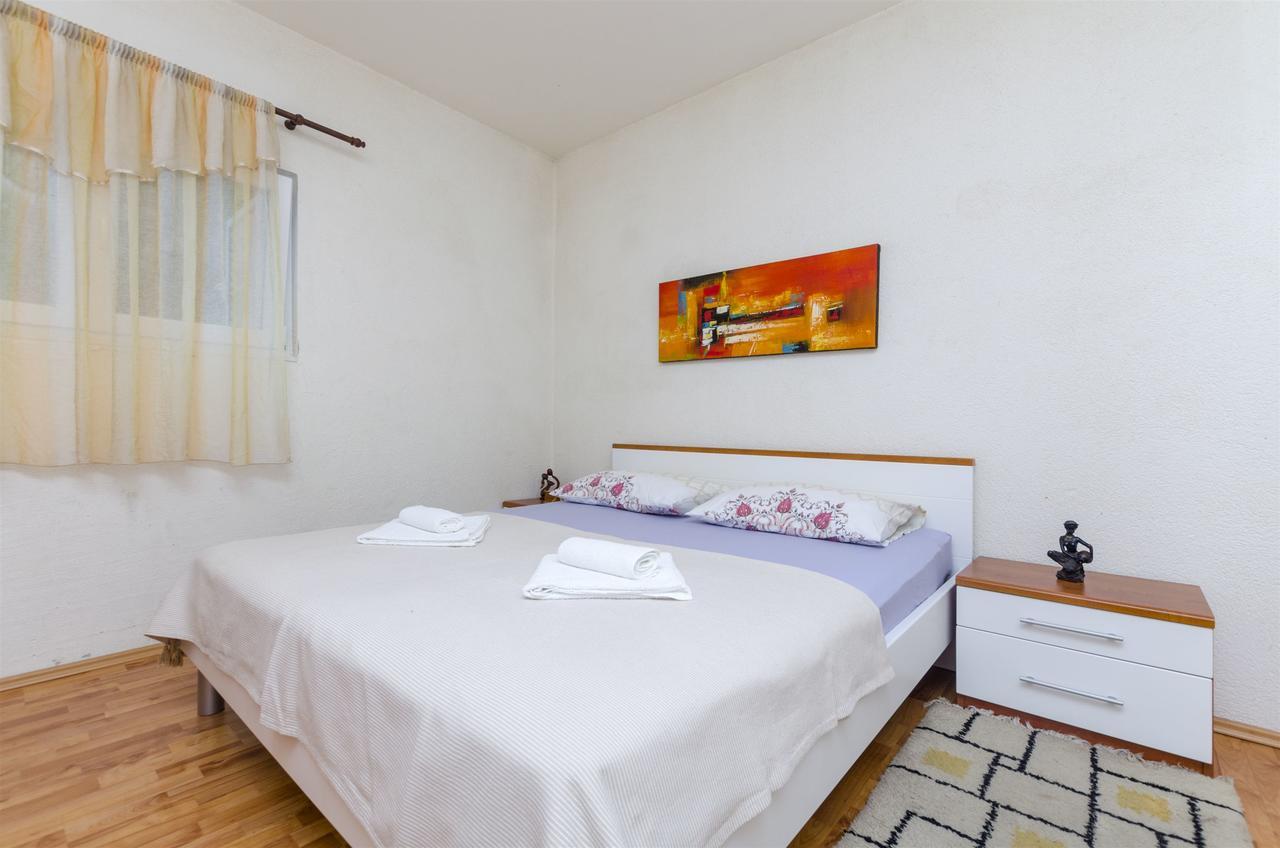 Apartments Amulic Duće エクステリア 写真