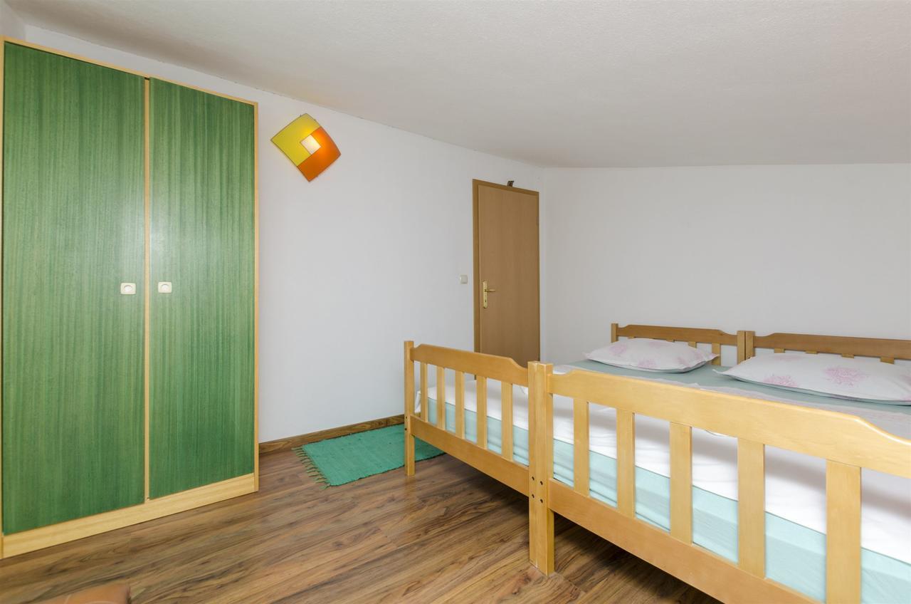 Apartments Amulic Duće エクステリア 写真