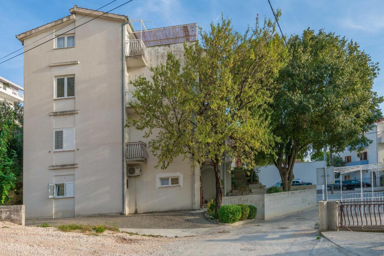 Apartments Amulic Duće エクステリア 写真